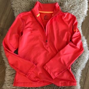 Women’s Nike half zip pullover